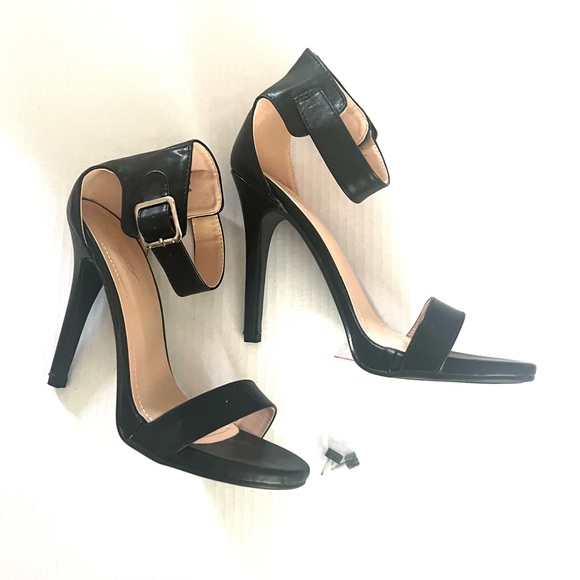 Shoes - T- Strap High Heels
